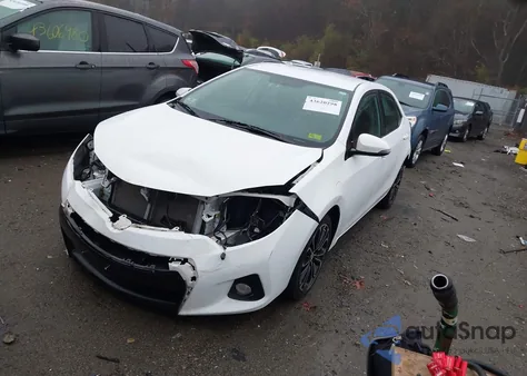 2015 Toyota Corolla S Plus z USA, uszkodzony, nr VIN 2T1BURHE2FC399185